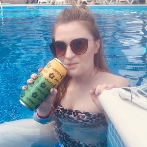 Meet your Posher, Molly